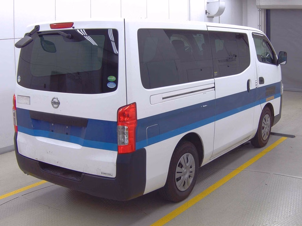 NISSAN NV350 CARAVAN