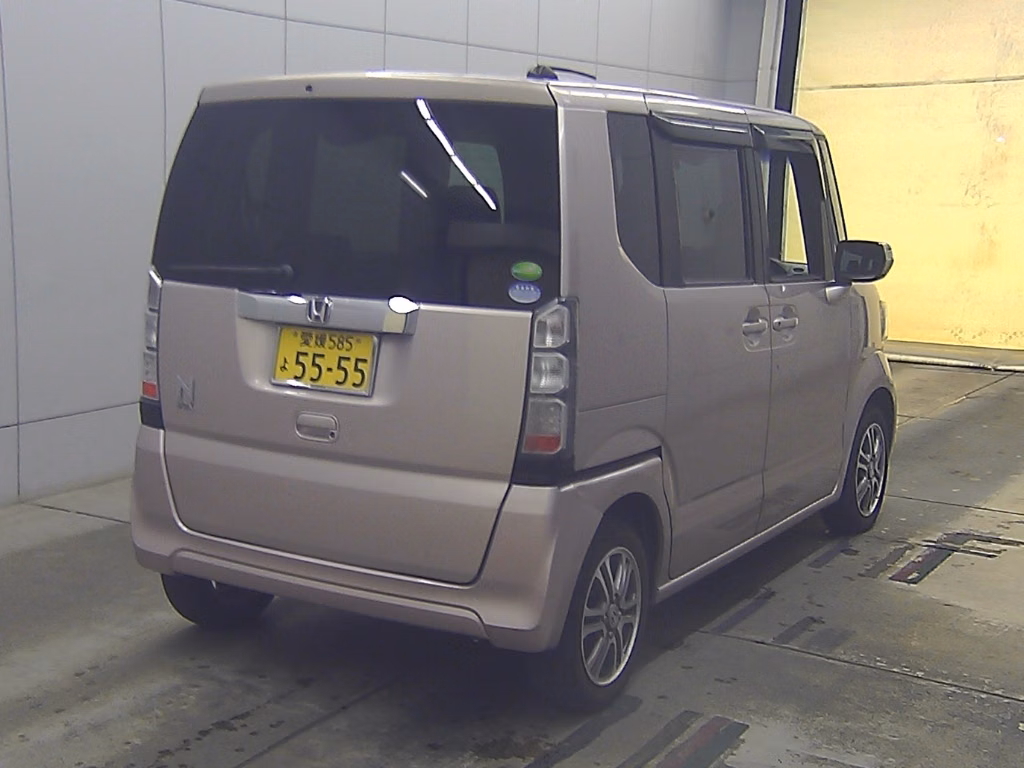 HONDA N-BOX