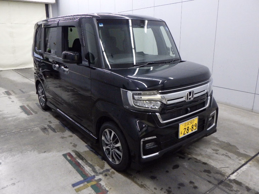 HONDA N-BOX
