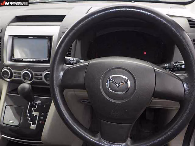 MAZDA MPV