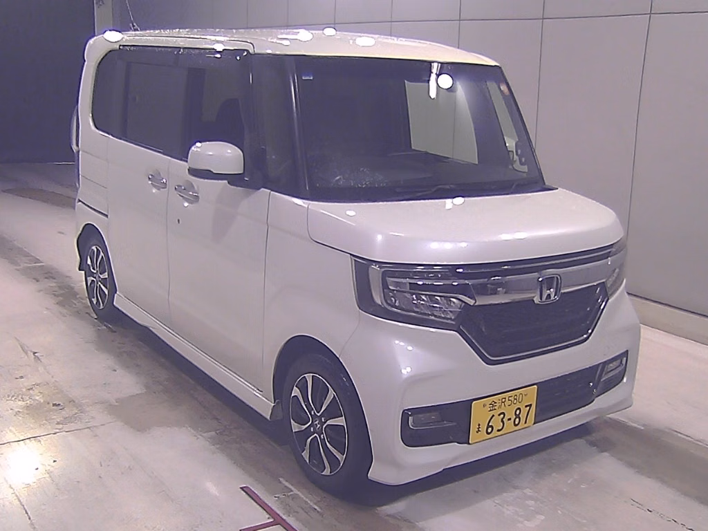 HONDA N-BOX