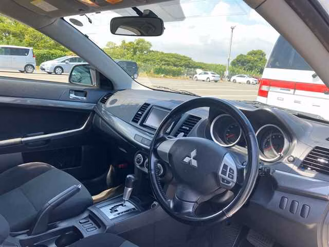 MITSUBISHI GALANT FORTIS