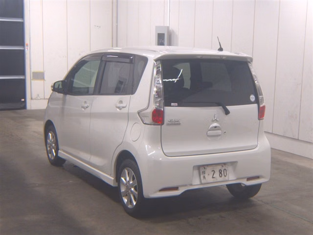 MITSUBISHI EK CUSTOM