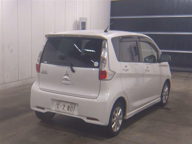 MITSUBISHI EK CUSTOM