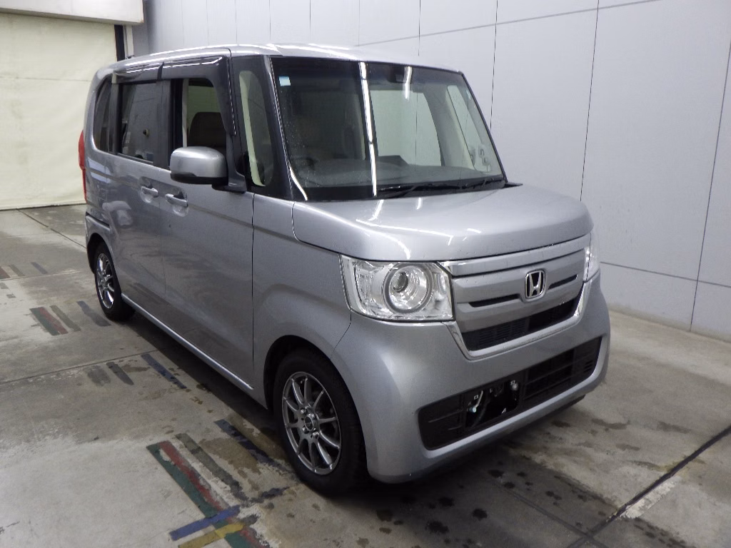HONDA N-BOX