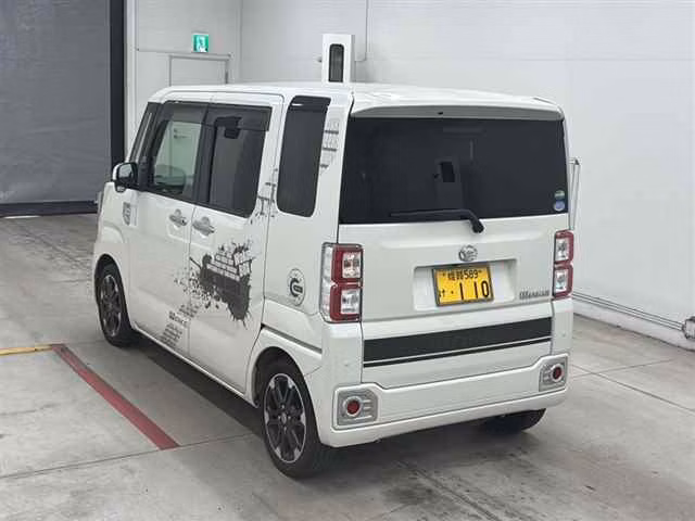 DAIHATSU WAKE