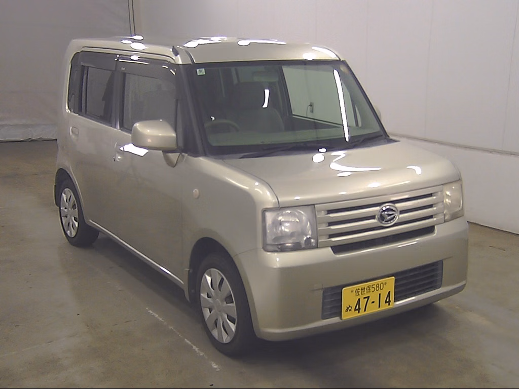 DAIHATSU MOVE CONTE