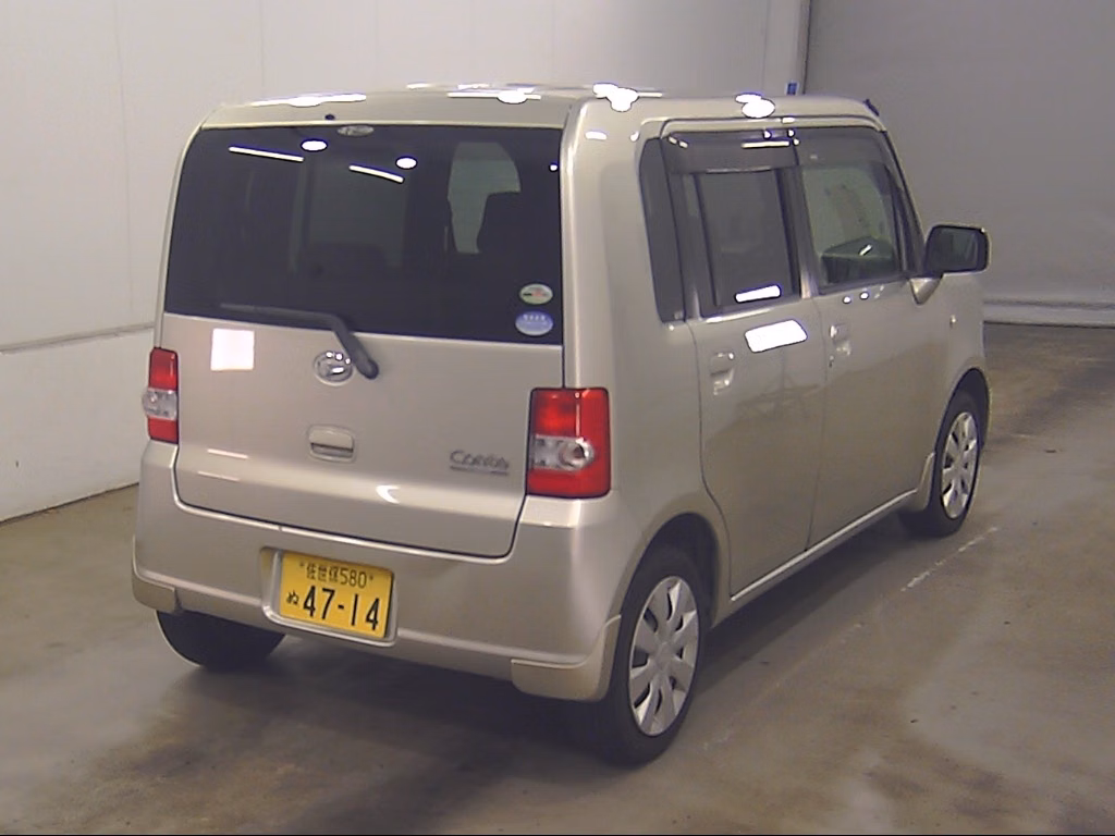 DAIHATSU MOVE CONTE