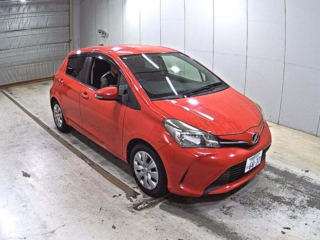 TOYOTA VITZ