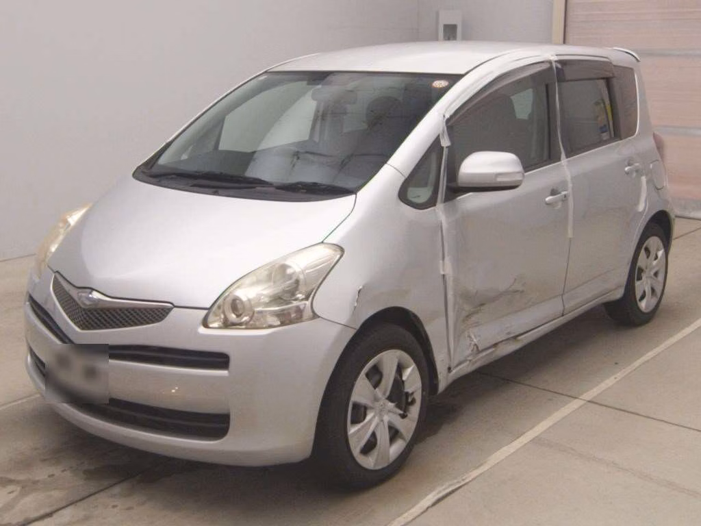 TOYOTA RACTIS