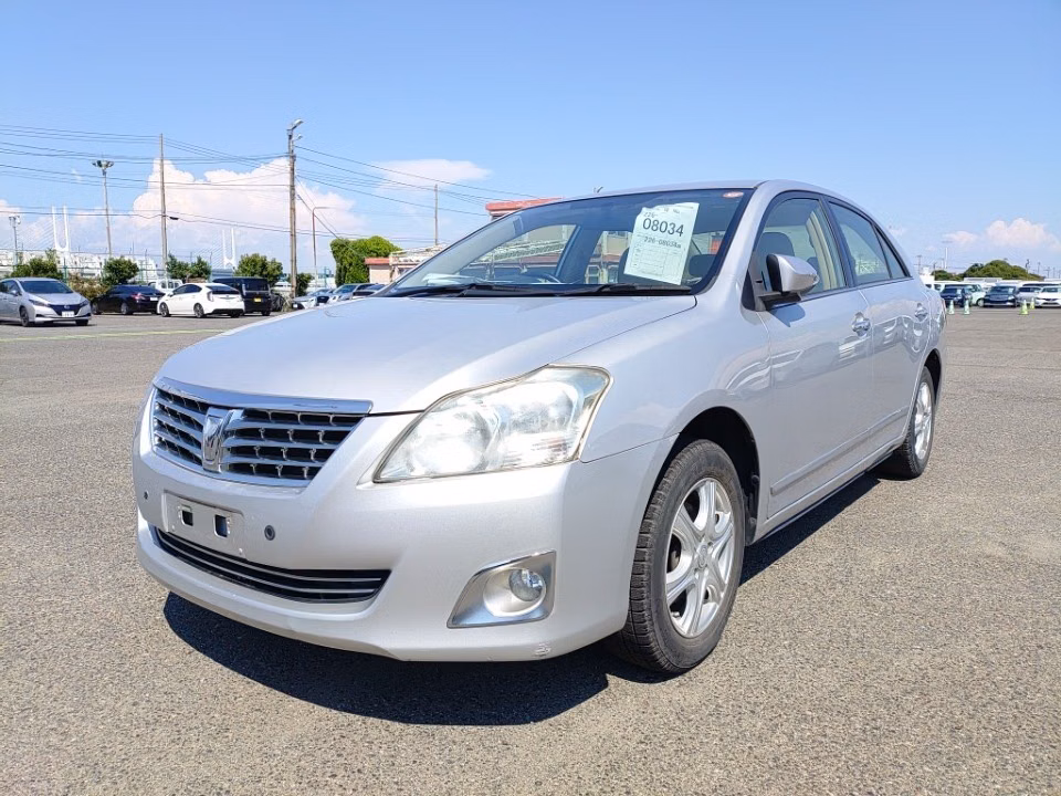 TOYOTA PREMIO