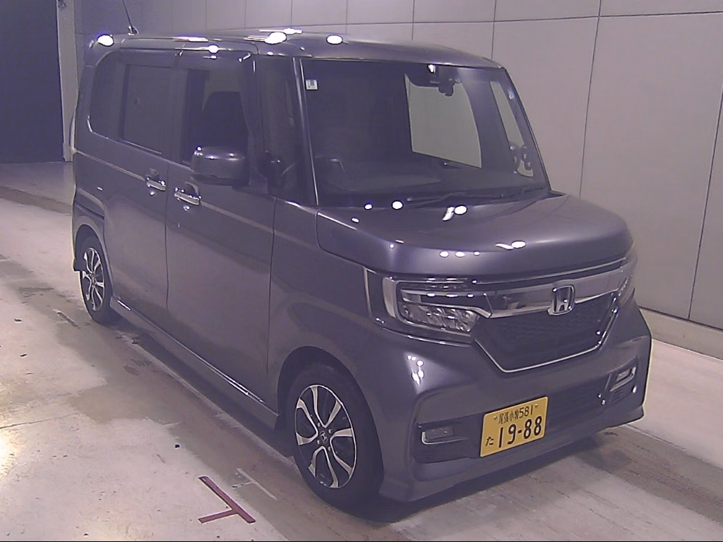 HONDA N-BOX