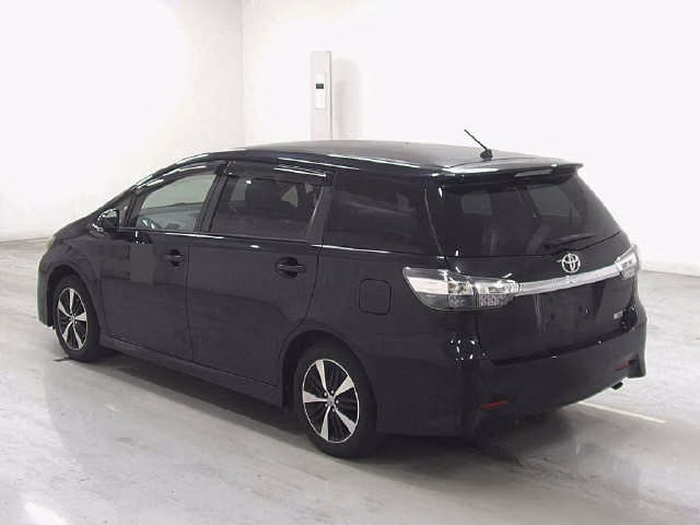 TOYOTA WISH