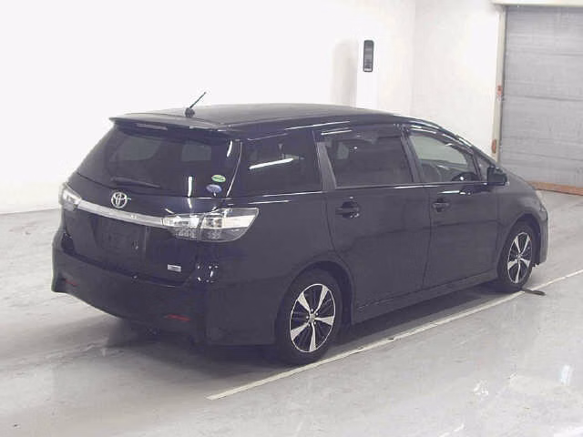 TOYOTA WISH