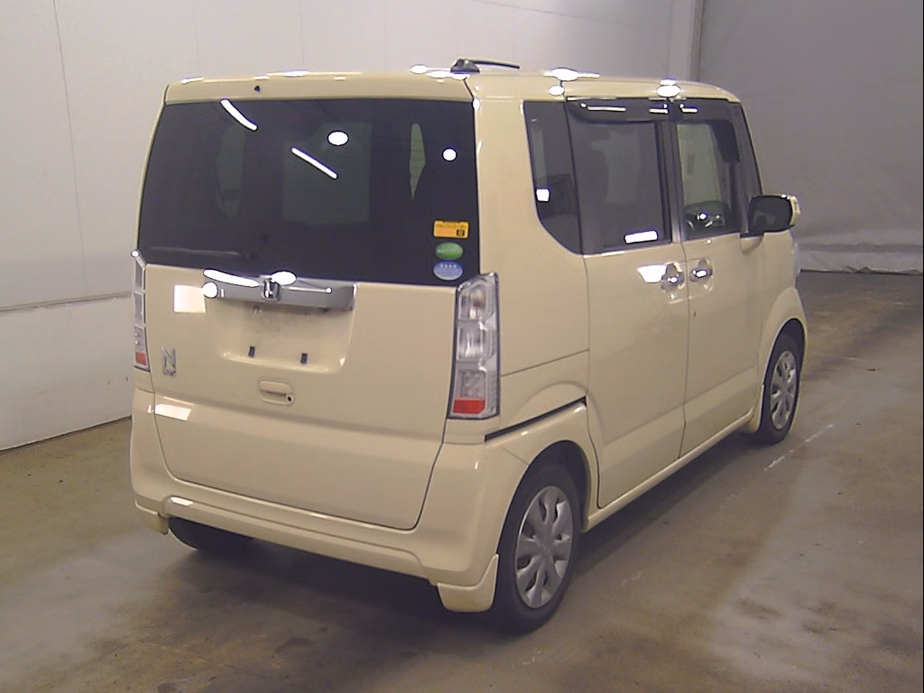 HONDA N-BOX