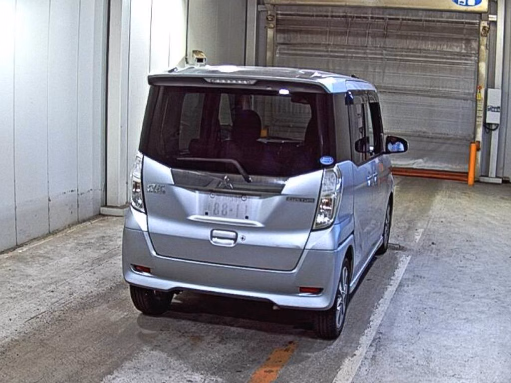 MITSUBISHI EK SPACE