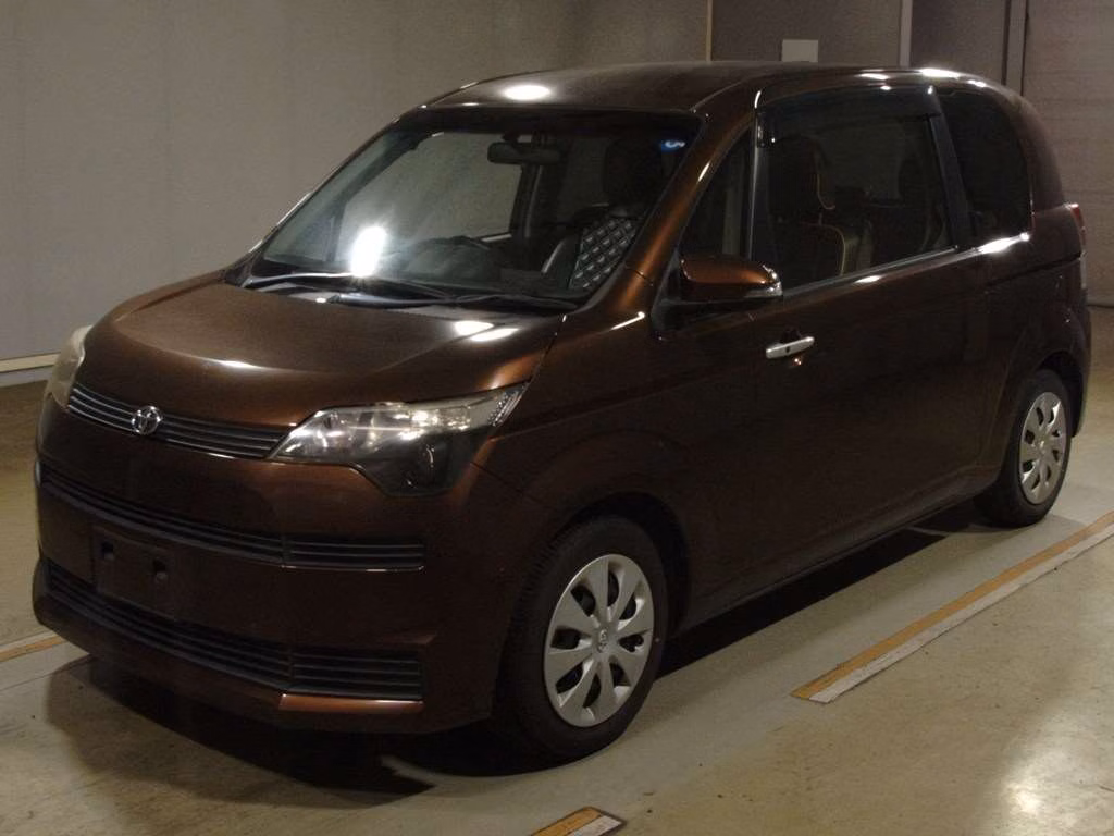 TOYOTA SPADE