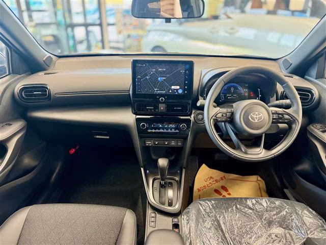 TOYOTA YARIS CROSS