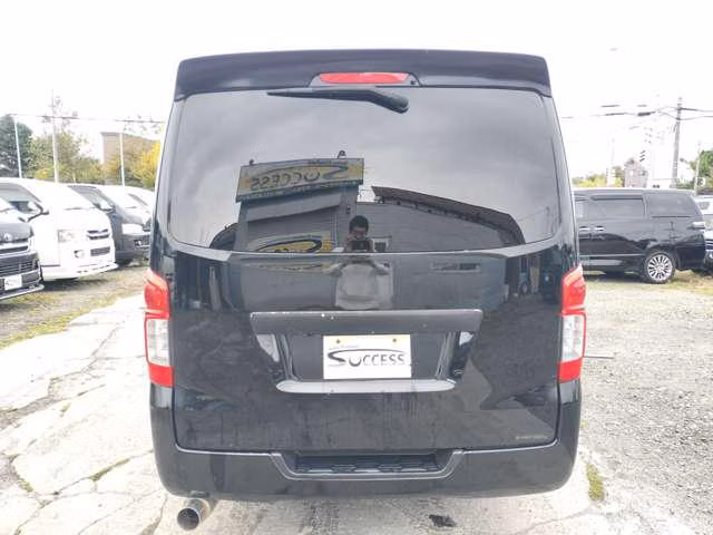 NISSAN NV350 CARAVAN