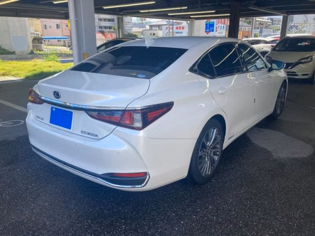 LEXUS ES300H