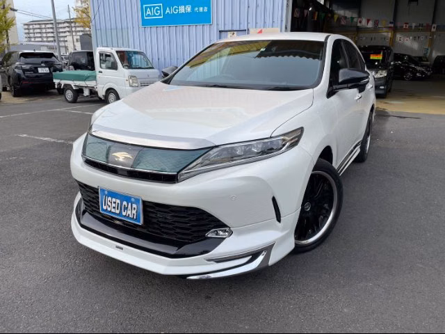 TOYOTA HARRIER