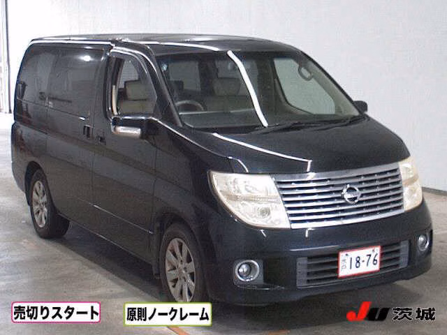 NISSAN ELGRAND