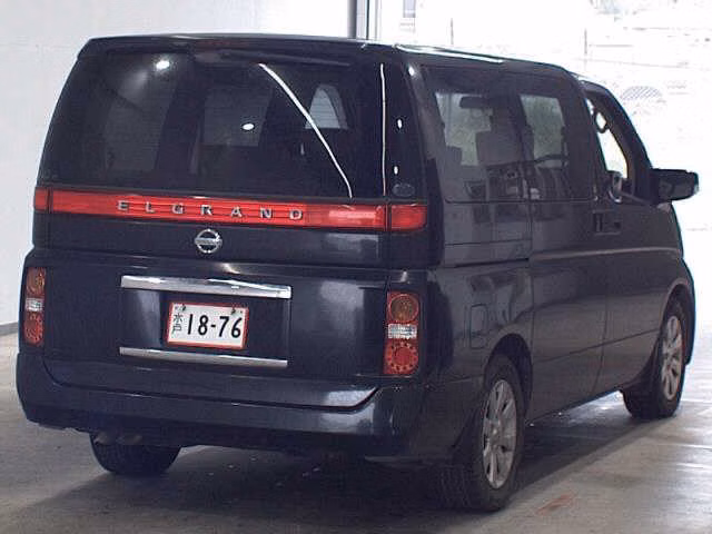NISSAN ELGRAND