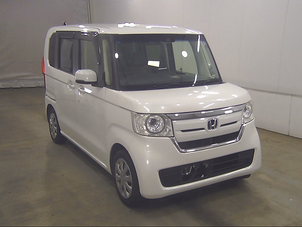 HONDA N-BOX