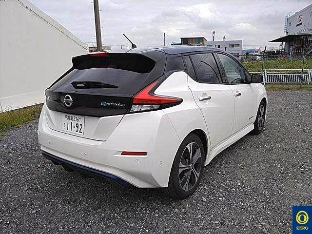 NISSAN LEAF