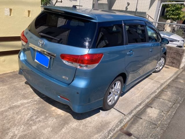 TOYOTA WISH