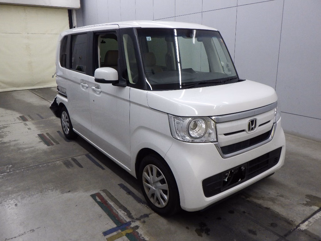 HONDA N-BOX