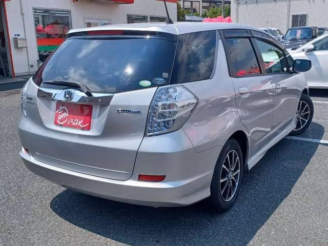 HONDA FIT SHUTTLE