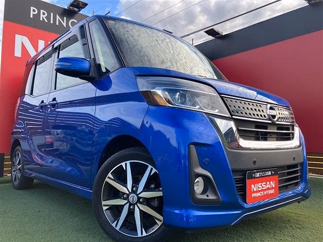NISSAN DAYZ ROOX