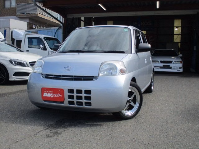 DAIHATSU ESSE