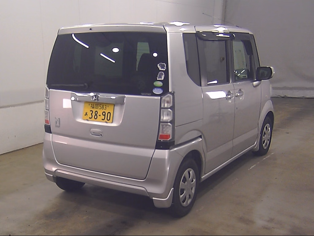 HONDA N-BOX