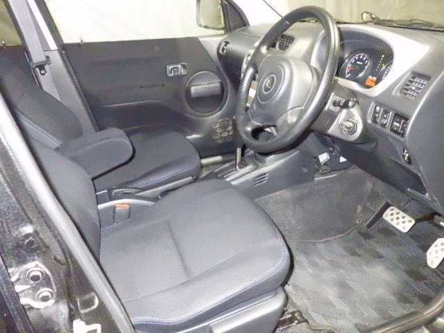 DAIHATSU TERIOS KID