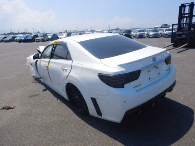 TOYOTA MARK X