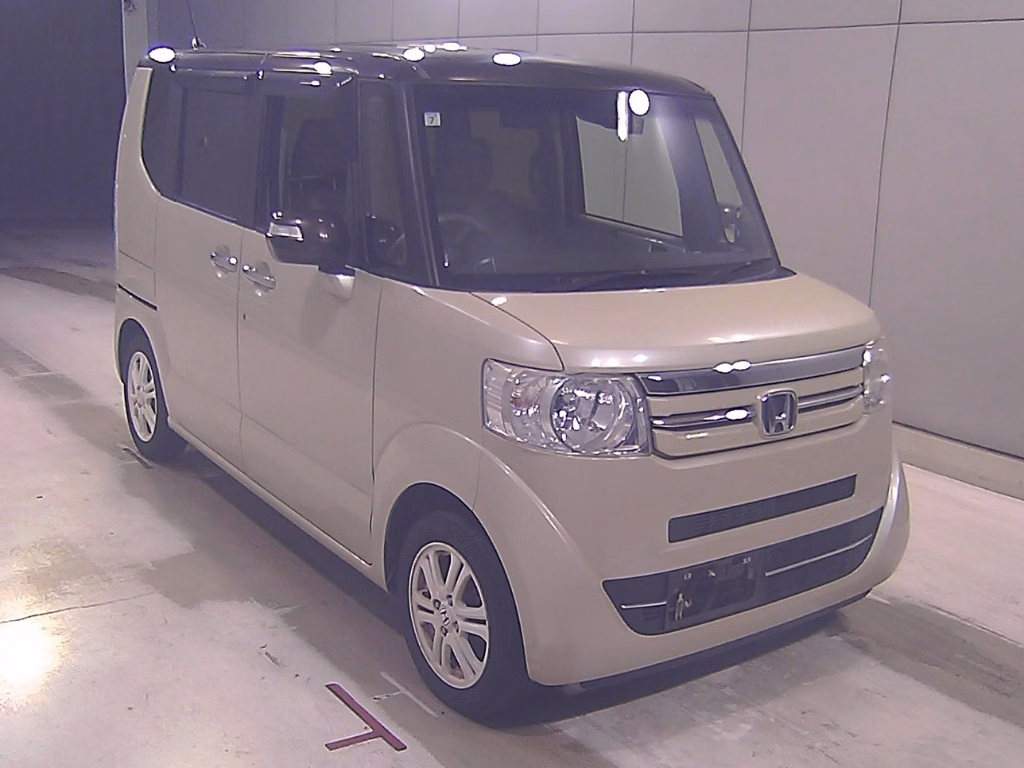 HONDA N-BOX
