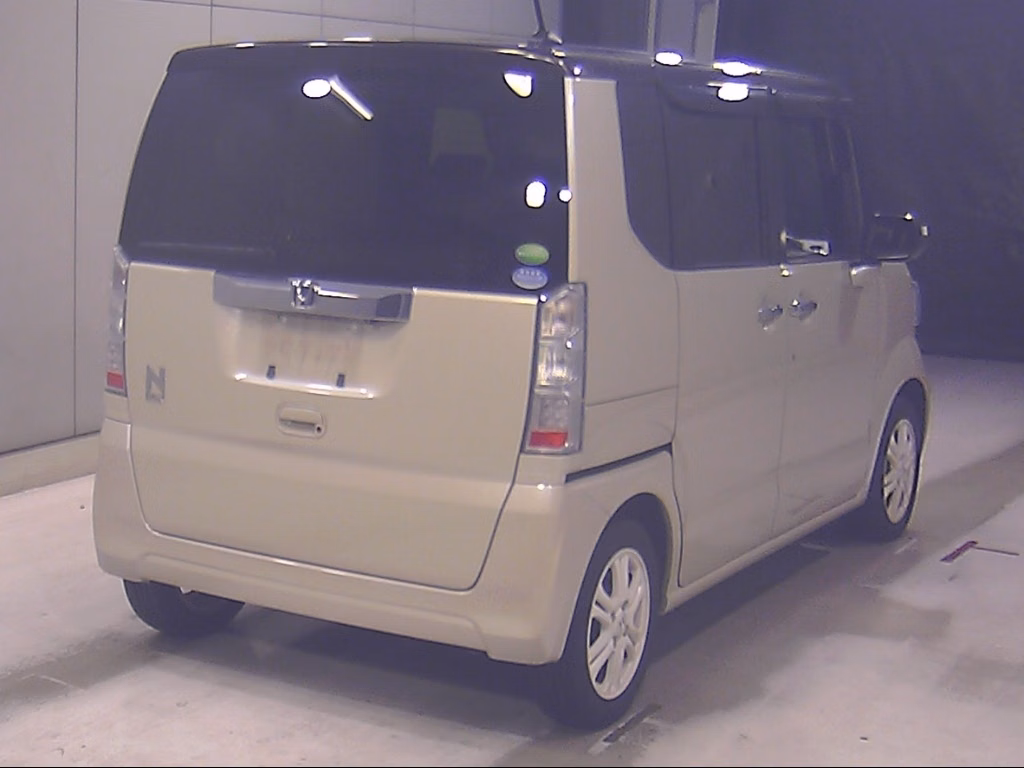 HONDA N-BOX