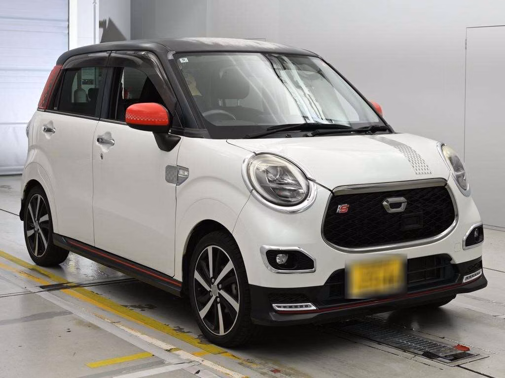 DAIHATSU CAST