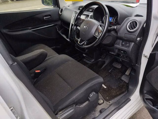 MITSUBISHI EK CUSTOM