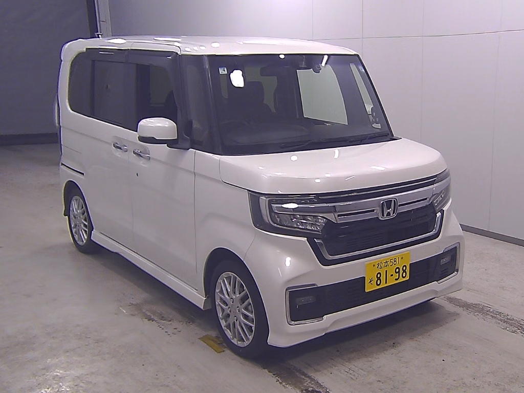 HONDA N-BOX