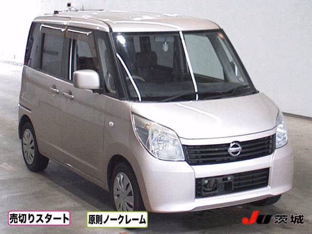 NISSAN ROOX