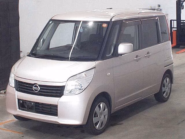 NISSAN ROOX