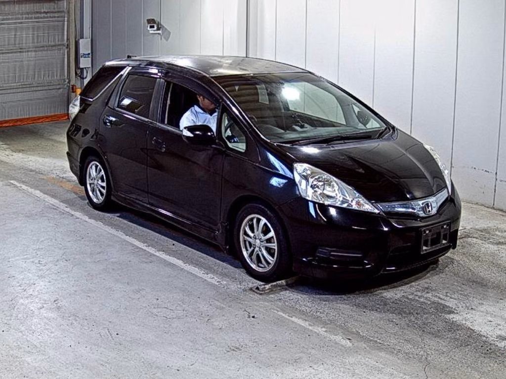 HONDA FIT SHUTTLE
