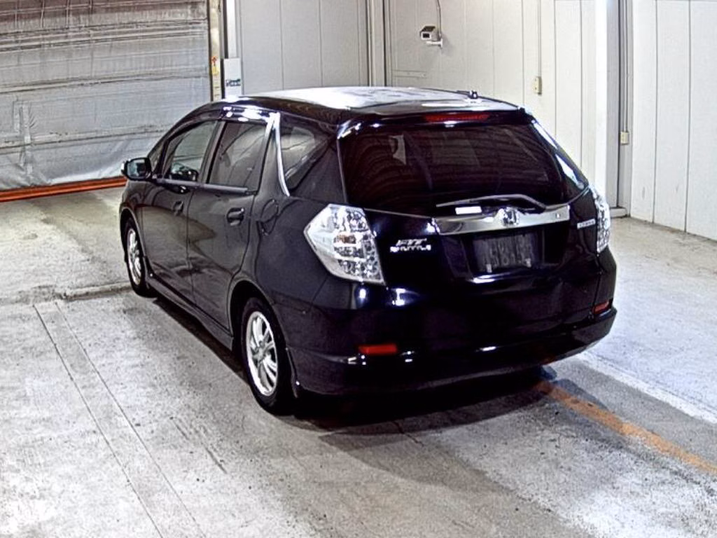 HONDA FIT SHUTTLE