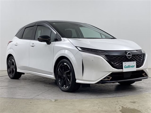 Nissan Aura