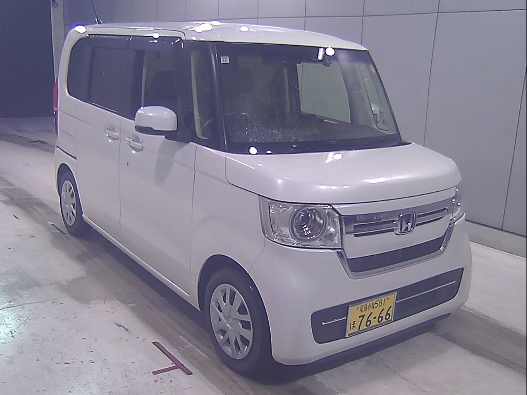 HONDA N-BOX