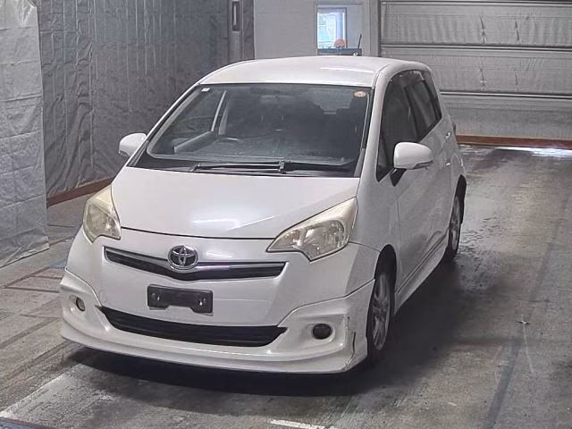 TOYOTA RACTIS