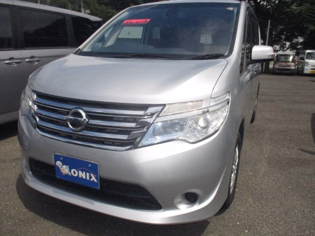NISSAN SERENA